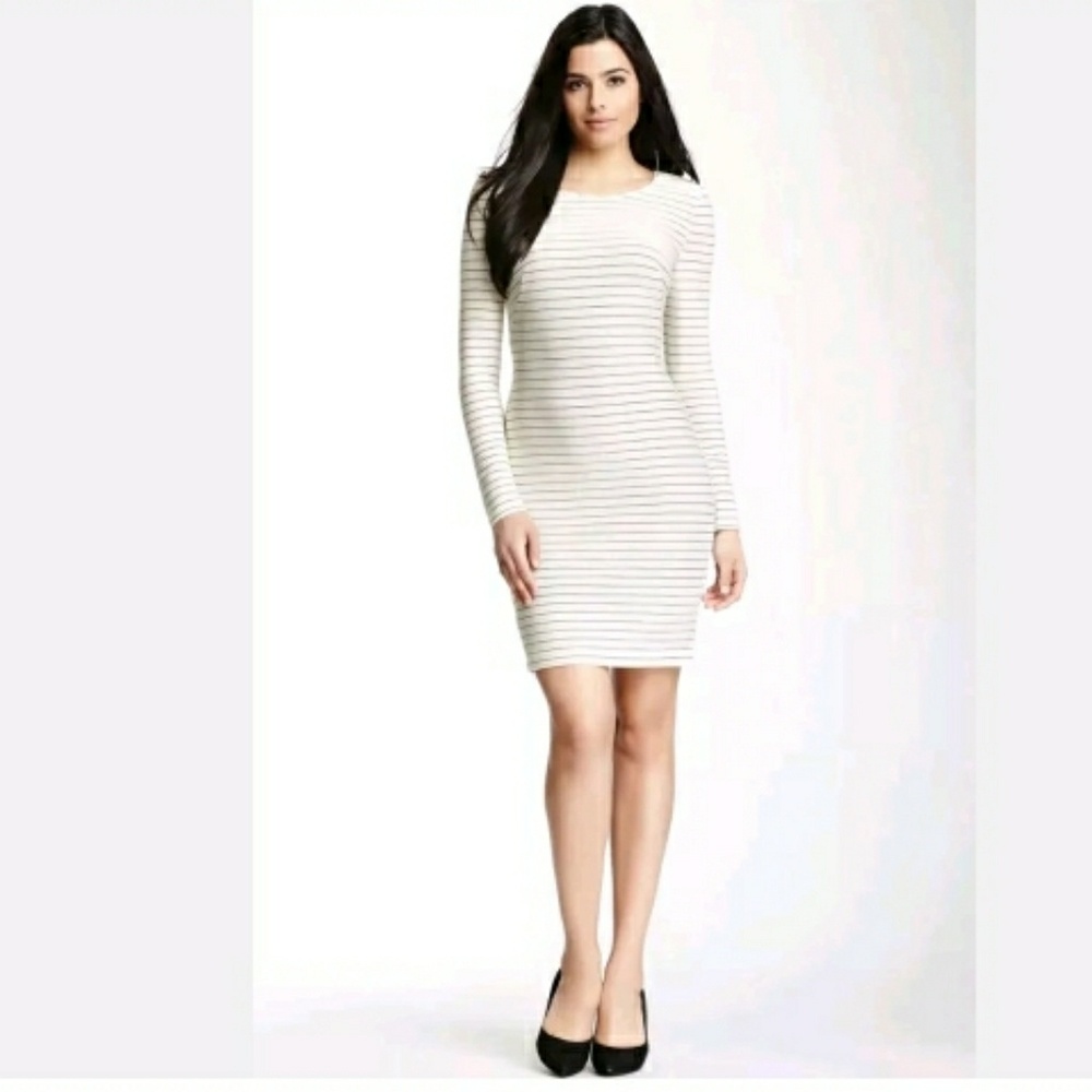 Jessica Simpson l9ng sleeve scuba Dress size 6
